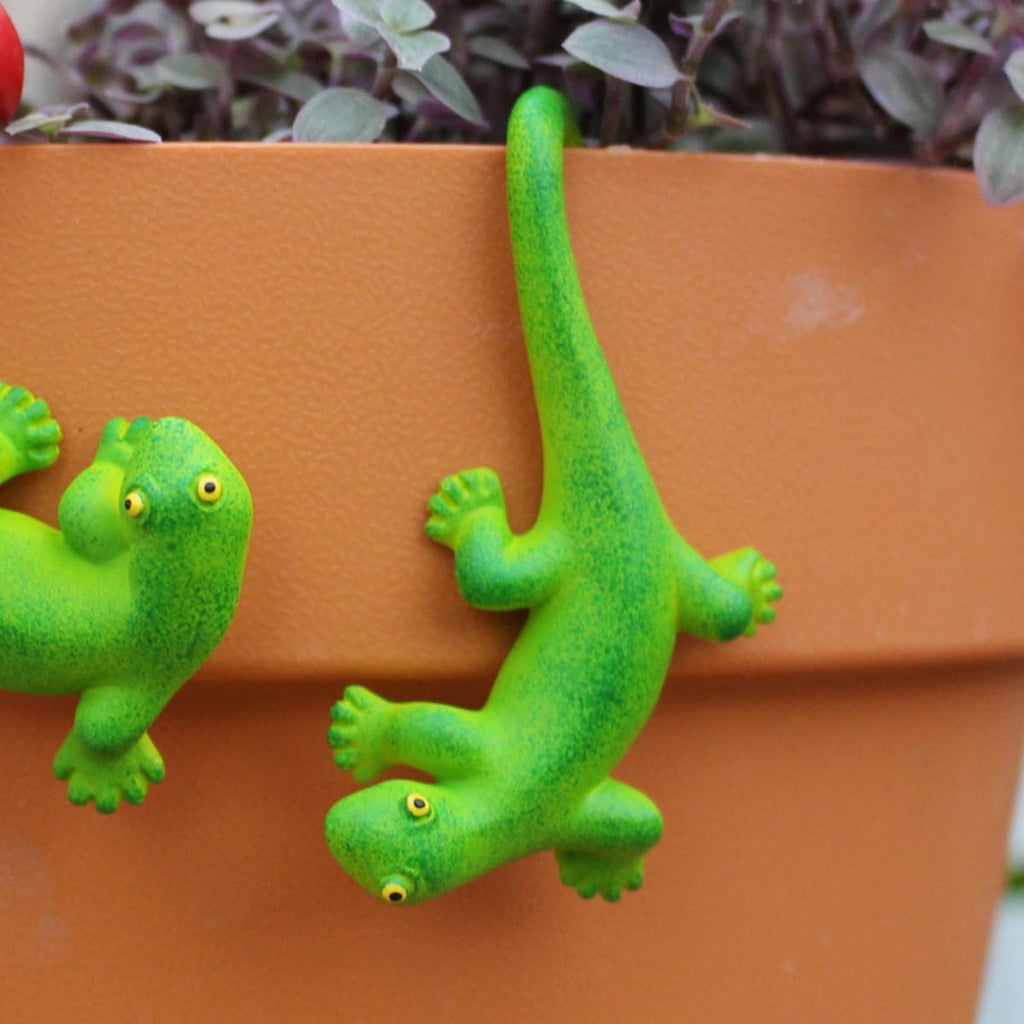 Set of 2 Cute Climbing Elephant Statues Flower Pot Hugger, Resin Hanging Animals Figurine Outdoor Planter Pot Decorations for Home Garden Patio Lawn Yard Ornaments