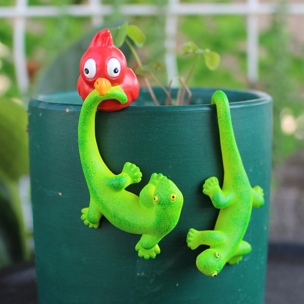 Set of 2 Cute Climbing Elephant Statues Flower Pot Hugger, Resin Hanging Animals Figurine Outdoor Planter Pot Decorations for Home Garden Patio Lawn Yard Ornaments