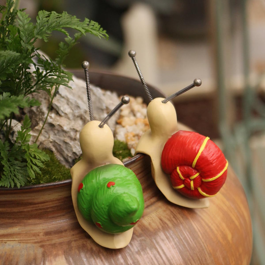 Set of 2 Cute Climbing Elephant Statues Flower Pot Hugger, Resin Hanging Animals Figurine Outdoor Planter Pot Decorations for Home Garden Patio Lawn Yard Ornaments