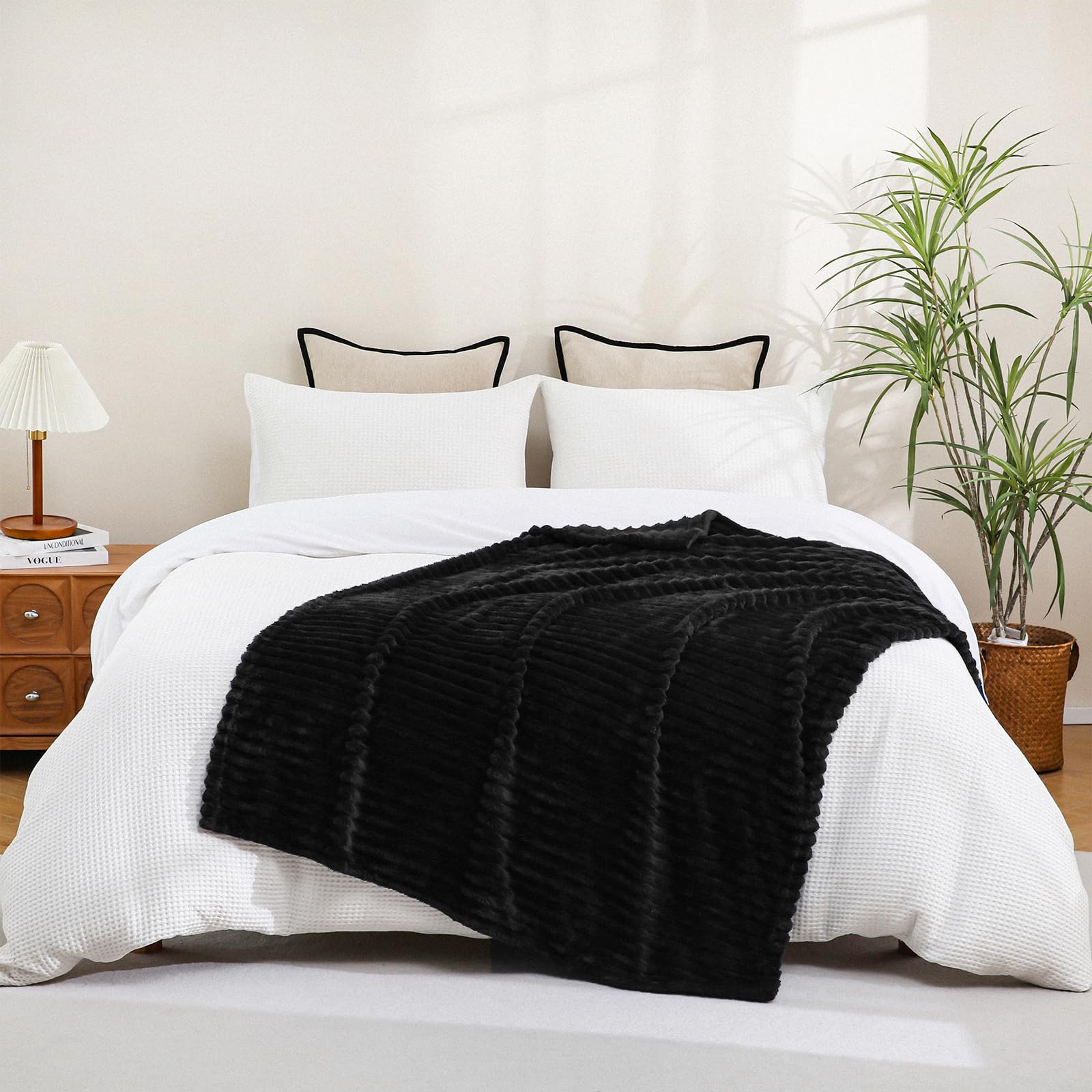 Sage Green Fleece Throw Blanket 50”×60” for Couch Sofa Bed,Super Soft Cozy Plush Microfiber Flannel Blanket with Stripes Design Lightweight for Adults,Woman,Girls