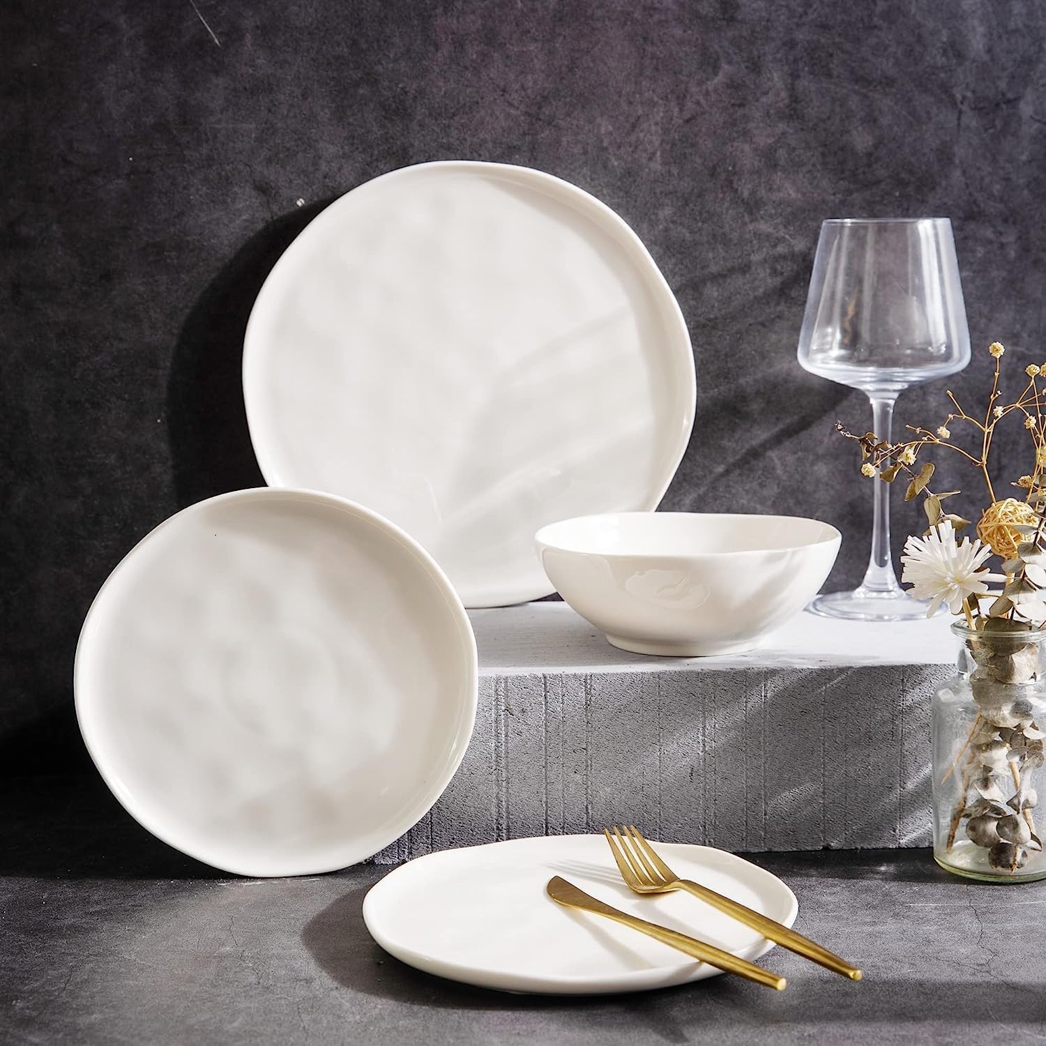 LERATIO Ceramic Dinnerware Sets for 8,Plates and Bowls Sets,Reactive Glaze Dishes Set,Highly Chip and Crack Resistant | Dishwasher & Microwave & Oven Safe Dishes set,Service for 8-Kahki (24pc)