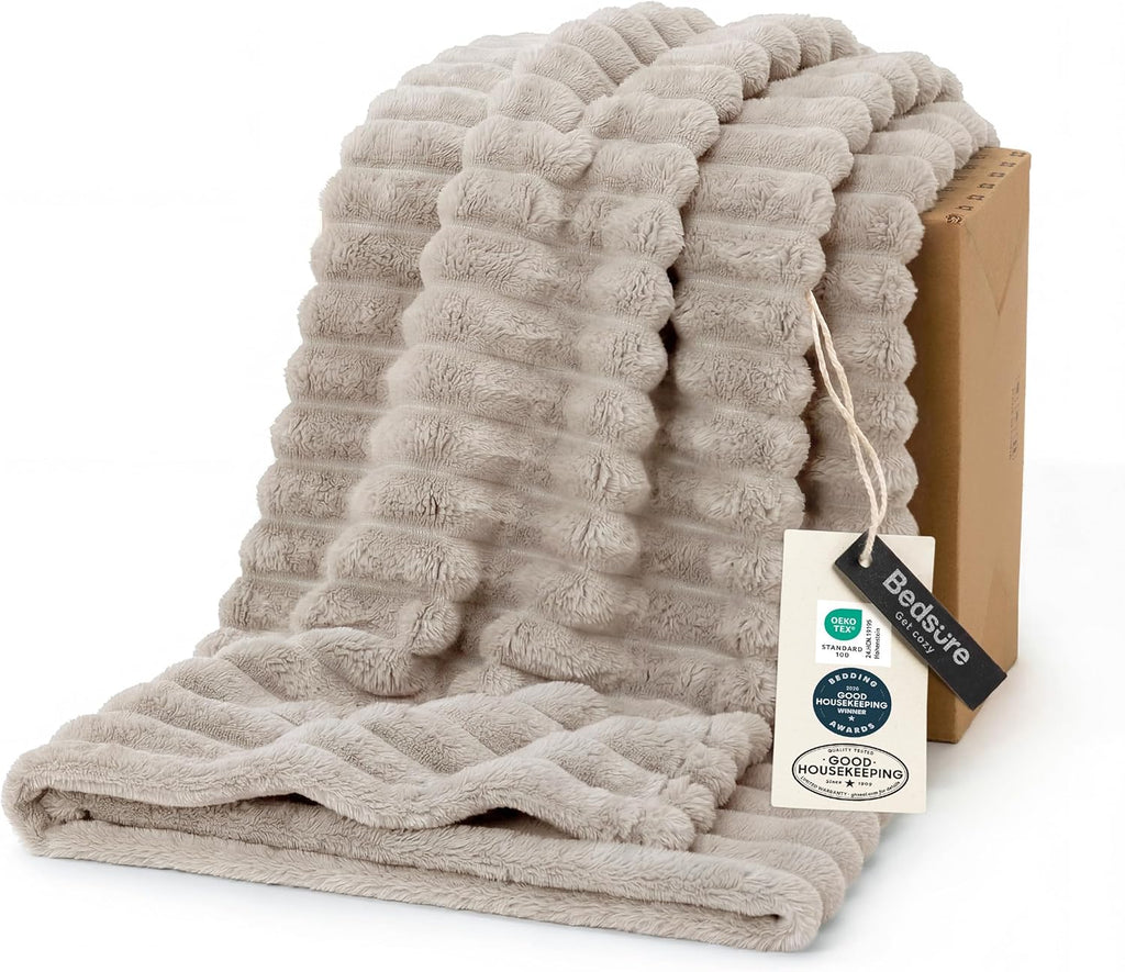 Bedsure GentleSoft White Throw Blanket for Couch - Mothers Gifts Day Birthday Gifts for Women Mom Her, Soft Cozy Fleece Throw Blanket for Girl, Room Home Bedroom Spring Decor, Off White, 50x60 Inches