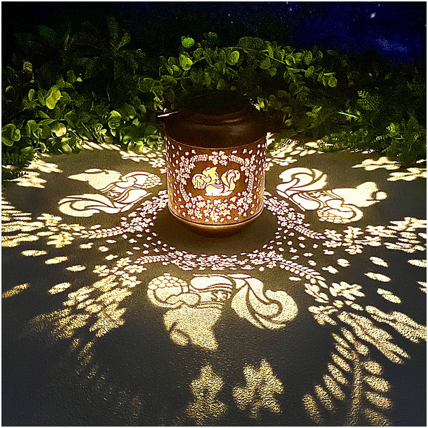 Mothers Day Gifts for Mom Hummingbird Solar Lanterns Outdoor Waterproof Hanging Solar Lights Hummingbird Gifts for Women Men Metal Bird Decorative LED Lanterns for Yard, Patio, Lawn, Garden Decor