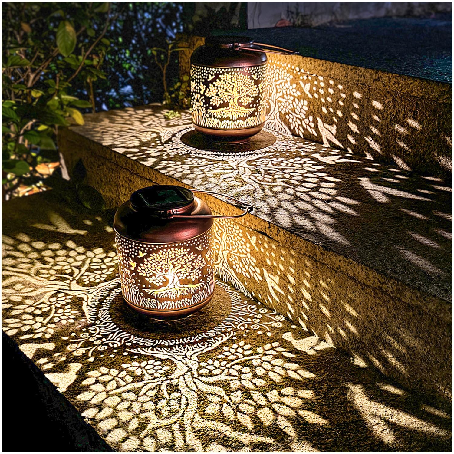 Mothers Day Gifts for Mom Hummingbird Solar Lanterns Outdoor Waterproof Hanging Solar Lights Hummingbird Gifts for Women Men Metal Bird Decorative LED Lanterns for Yard, Patio, Lawn, Garden Decor