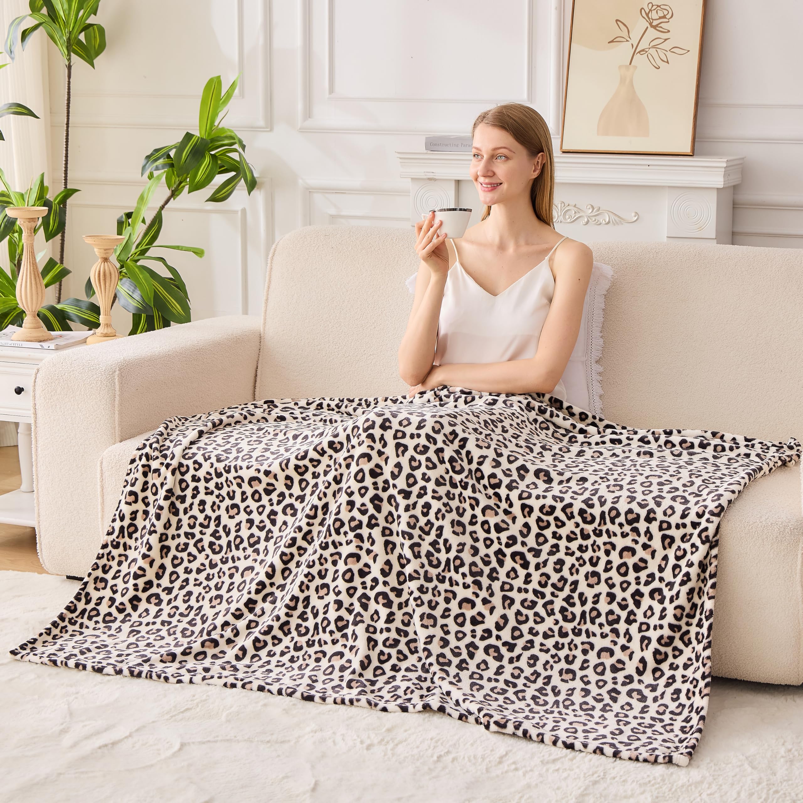 Leopard Print Blanket Fleece Throw for Bed Sofa Travel and Camping, Super Soft Cozy Fluffy Plush Cheetah Print Blanket for All Seasons 50"x60" (Dark Brown)