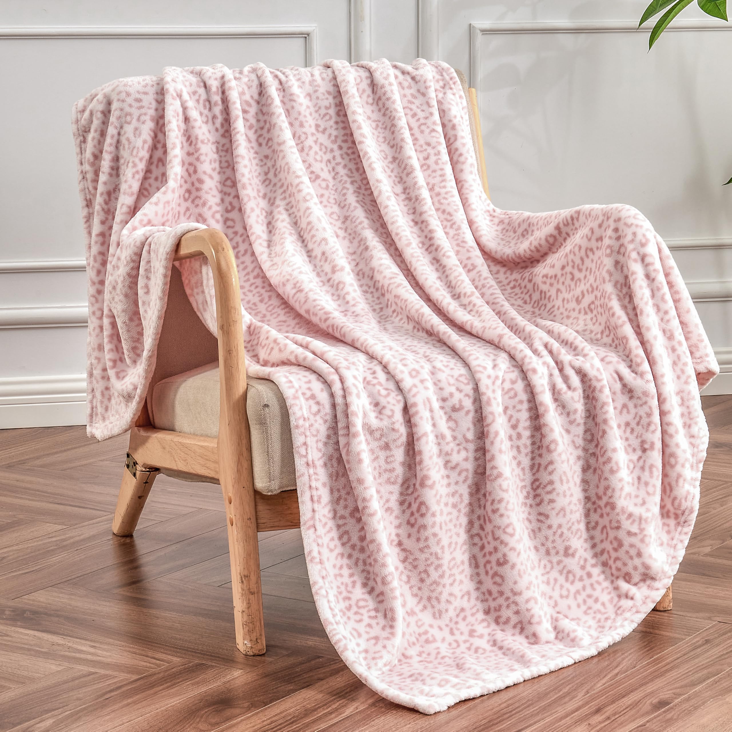 Leopard Print Blanket Fleece Throw for Bed Sofa Travel and Camping, Super Soft Cozy Fluffy Plush Cheetah Print Blanket for All Seasons 50"x60" (Dark Brown)